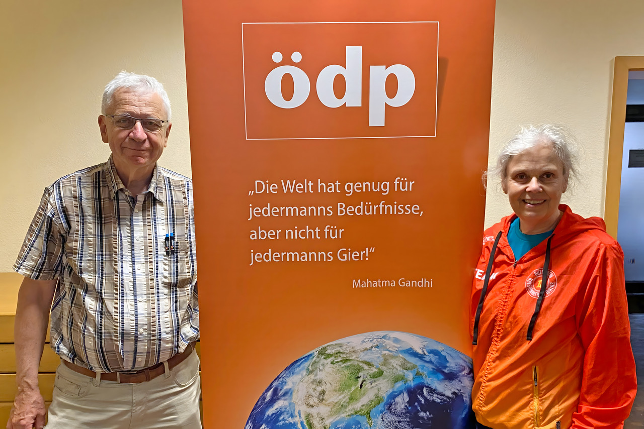 Prof. Dr. Felix Leinen und Dr. Gitta Weber Prof. Dr. Felix Leinen und Dr. Gitta Weber